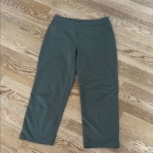 Land’s End Cropped Athletic Pants